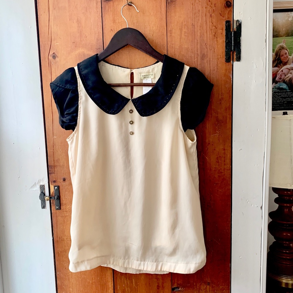 Black & Cream Cap Sleeve Blouse w/Peter Pan Collar